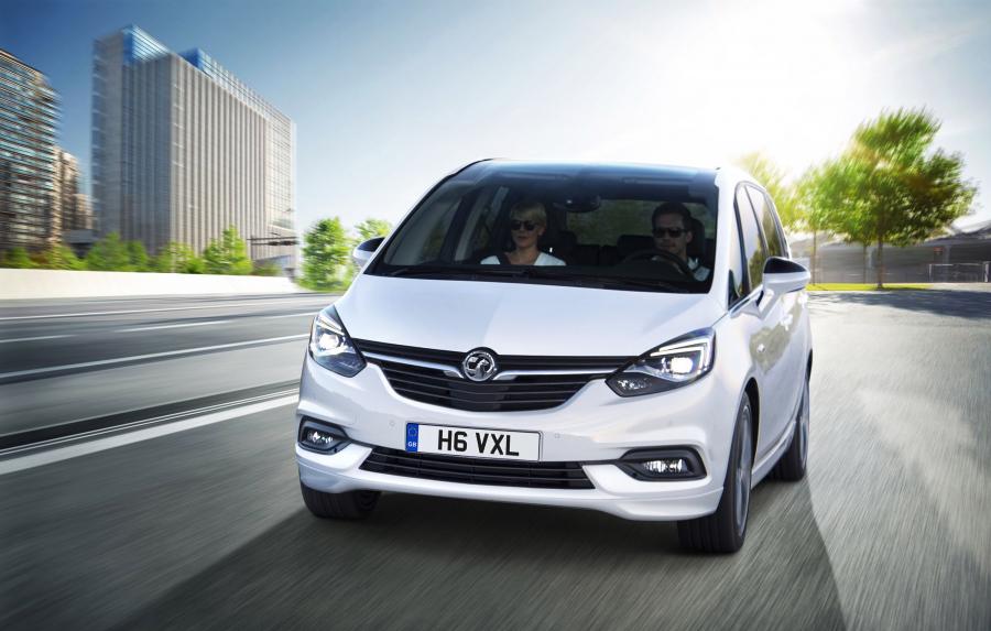  Vauxhall Zafira Tourer 2016 года  (фото 29 из 32)